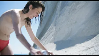Victoria Carmen Sonne, Emma Sehested Hoeg, Charlotte Munch - Sombra (2017)