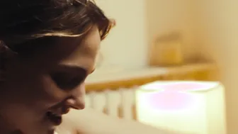 Nora Arnezeder - L'enfant du paradis (2022)