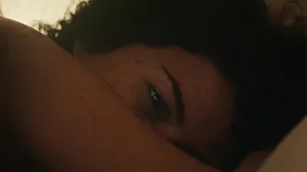 Alia Shawkat, Laia Costa - Duck Butter (2018)