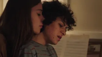 Alia Shawkat, Laia Costa - Duck Butter (2018)