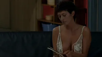 Elisabetta Rocchetti, Cristina Brondo, Chiara Conti - Do You Like Hitchcock (Ti piace Hitchcock) (2005)