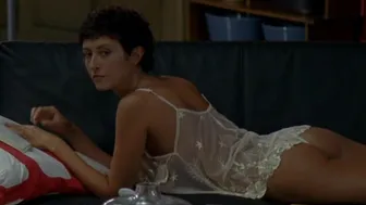 Elisabetta Rocchetti, Cristina Brondo, Chiara Conti - Do You Like Hitchcock (Ti piace Hitchcock) (2005)