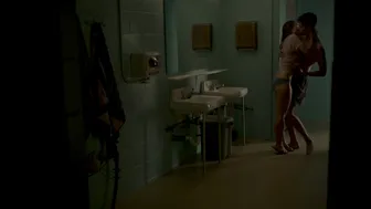 Kristen Bell – The Lifeguard (2013)