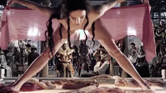 Halina Reijn, Anne Louise Hassing, Maaike Neuville, Kate Moran - Goltzius and the Pelican Company (2012)