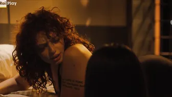 Valentina Romani, Maria Esposito, Serena de Ferrari - Mare Fuori s0 e01e03e06 (2023)