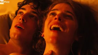Valentina Romani, Maria Esposito, Serena de Ferrari - Mare Fuori s0 e01e03e06 (2023)