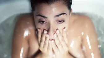 Paulina Gaitan - Diablo Guardian s01e09-10 (2018)