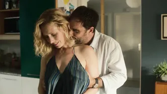 Ophélia Kolb - Toxic s01e01e03e05 (2026)