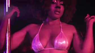 Katie Gibbons, Amalia Davis Cooper, Chynna Rae Shurts - Bampire (2025)