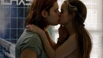 Taryn Manning - Orange Is the New Black s03e10 (2015)