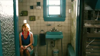 Michelle Williams, Sarah Silverman, etc – Take This Waltz (2011)