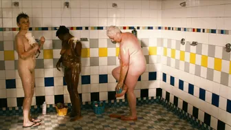 Michelle Williams, Sarah Silverman, etc – Take This Waltz (2011)