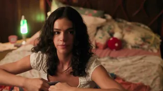 Bruna Marquezine, Camila Mayrink, Bruna Fernanda, Rayssa Bratillieri, etc - Love of My Life - Benefits with Friends (Amor da Minha Vida) s01e01-04 (2024)